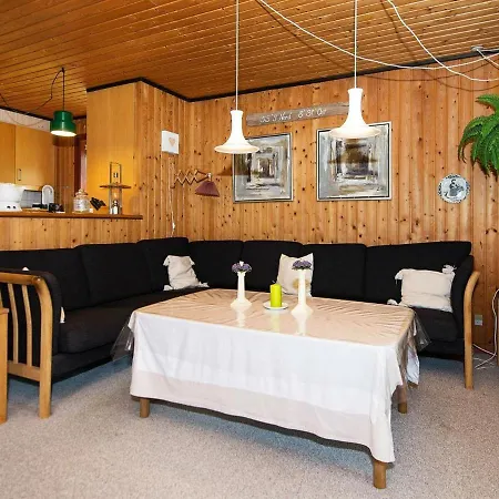 6 Person Holiday In R M Bolilmark